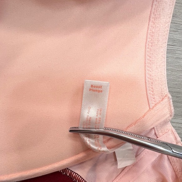 Cacique Pink Floral Boost Plunge Bra Front Closure 42C - Picture 5 of 10